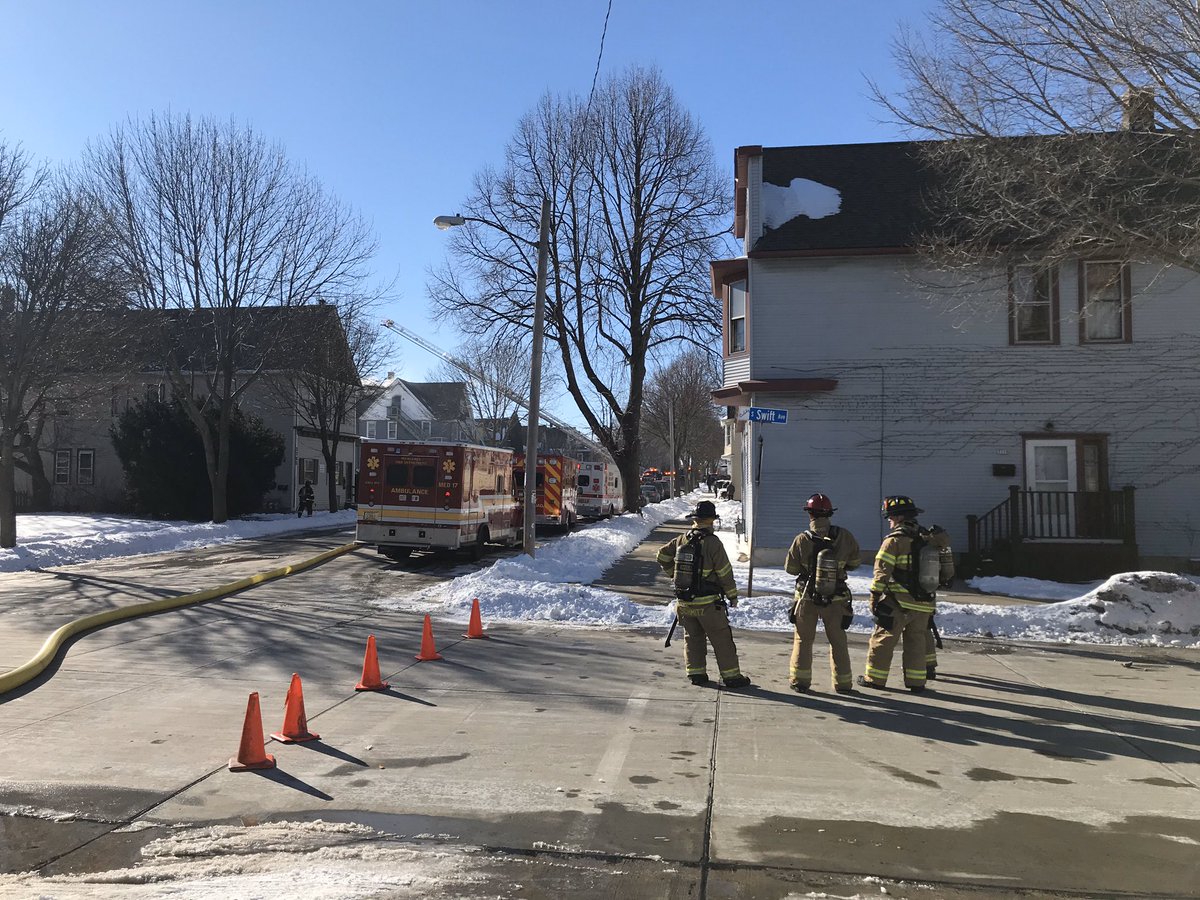 Cudahy fire department is working to control in a fire in the 3600-3900 block of E. Barnard Avenue. Asking the public to avoid that area