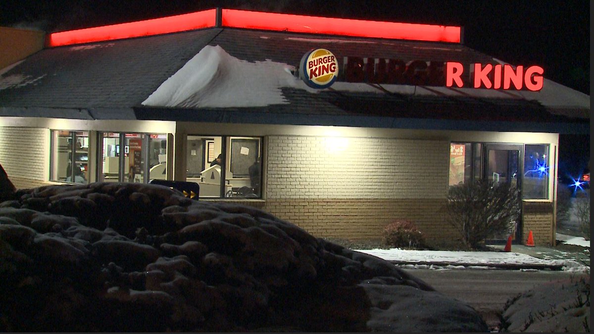 MPD are at the scene of a fatal shooting @BurgerKing near 51st & Capitol. The victim, a 16-year-old MKE female, was transported to a local hospital where she was later pronounced deceased.  The circumstances leading up to the shooting appear to be related to a business robbery