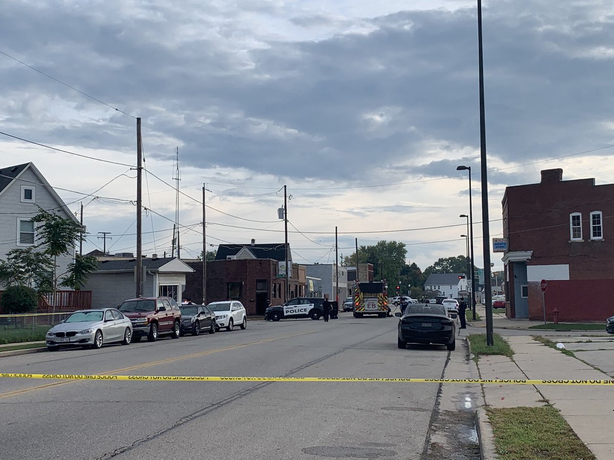 Kenosha Police are investigating an overnight shooting involving multiple victims. This all went down around 2am near Las Margaritas, the same bar that had a shooting near it last month.ç