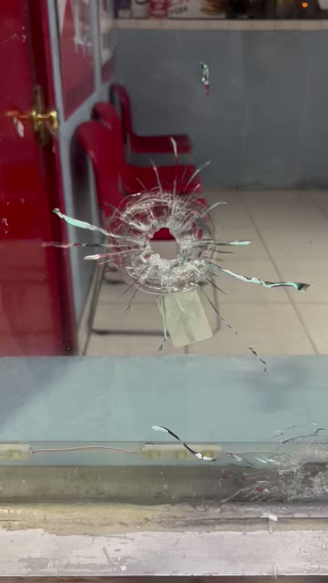 A violent start to the New Year in Milwaukee. A triple shooting leaves a 17-YO dead, a 16 and 22-year-old also shot. According to MPD, they are both in custody. Here you can see at least 5 bullet hole in front of this business where the shooting took place