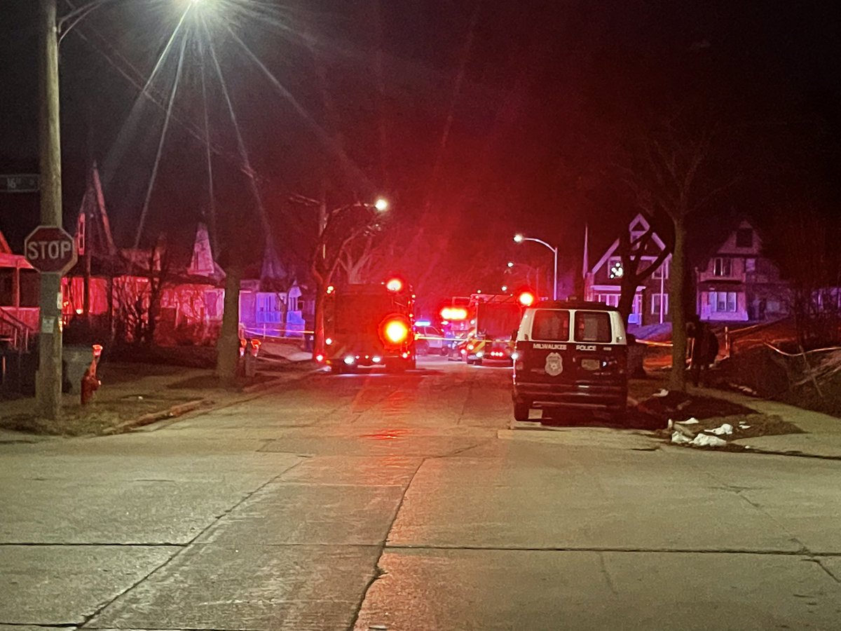 Milwaukee Fire and PD on scene of a shooting in the 1400 block of west Concordia. Reports of multiple victims