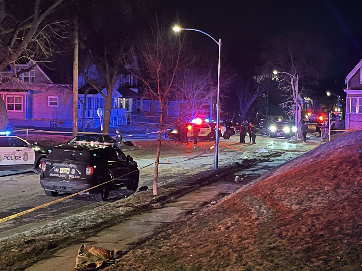 Milwaukee Fire and PD on scene of a shooting in the 1400 block of west Concordia. Reports of multiple victims