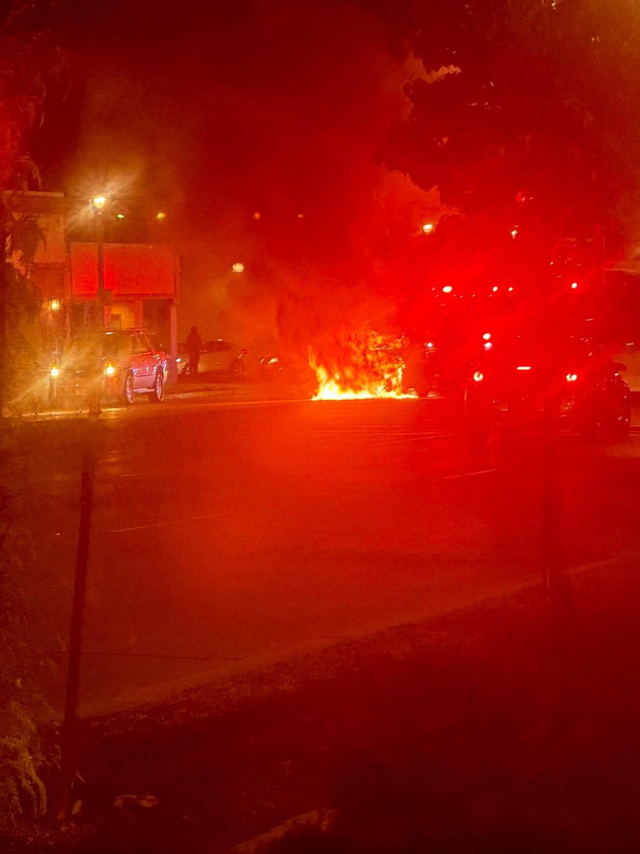 Milwaukee WI - 5500 Block Fond du Lac - Vehicle on fire